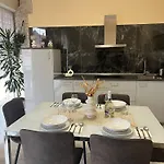 Casa Hanna2 Apartamento Intra