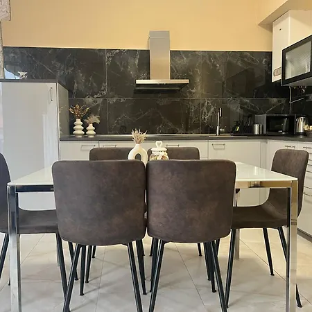Casa Hanna2 *