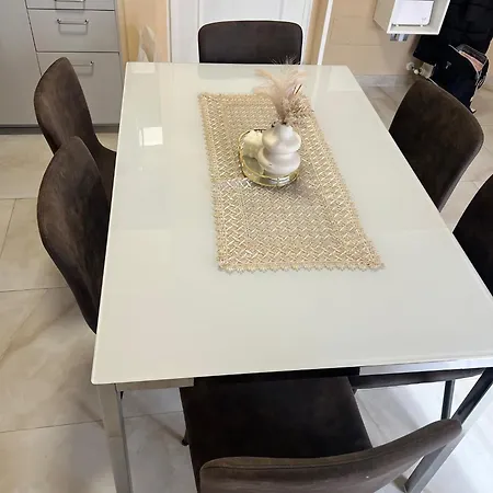 Apartament Casa Hanna2 *